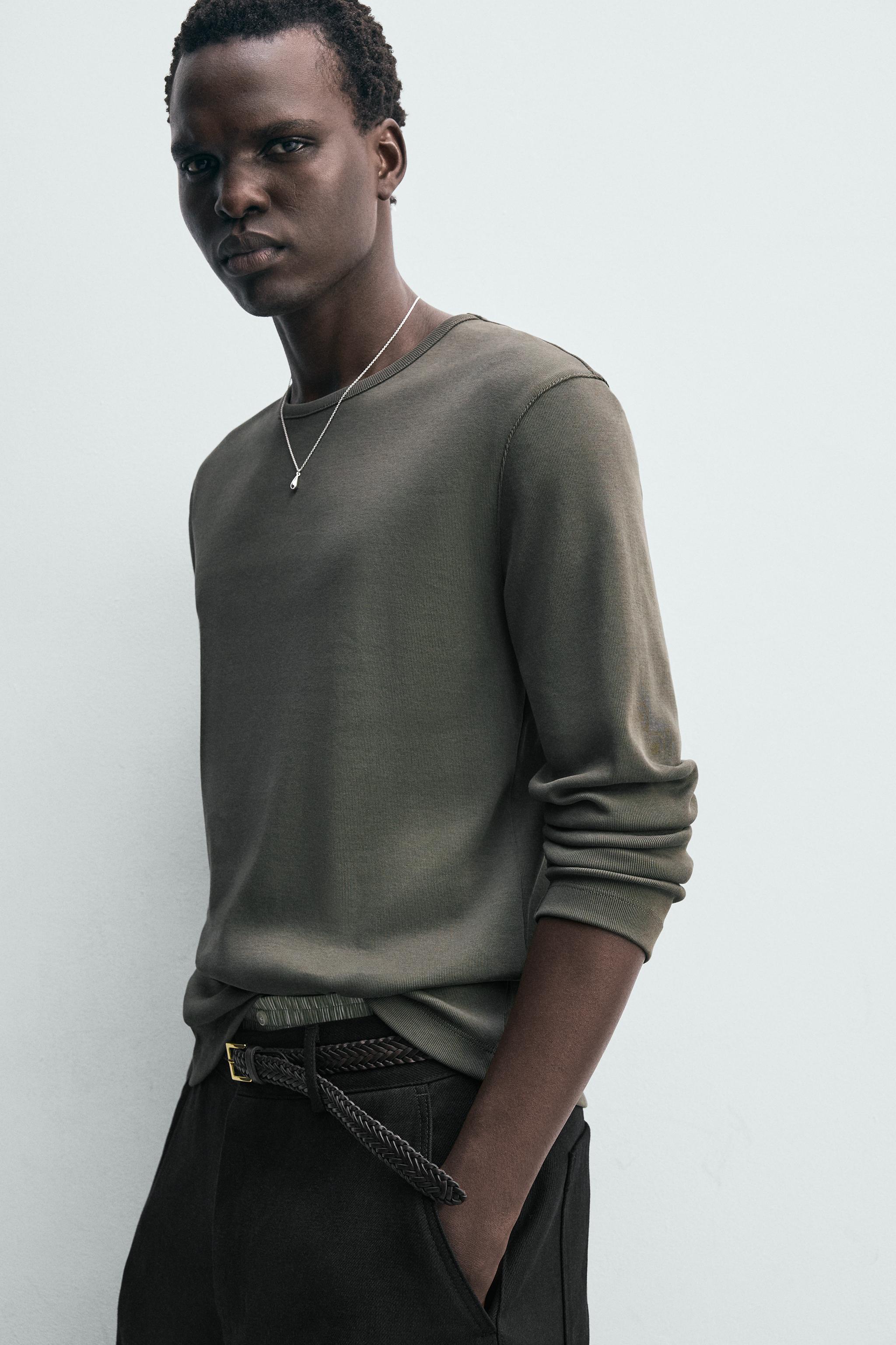 T-SHIRT REGULAR FIT STRUCTURÉ